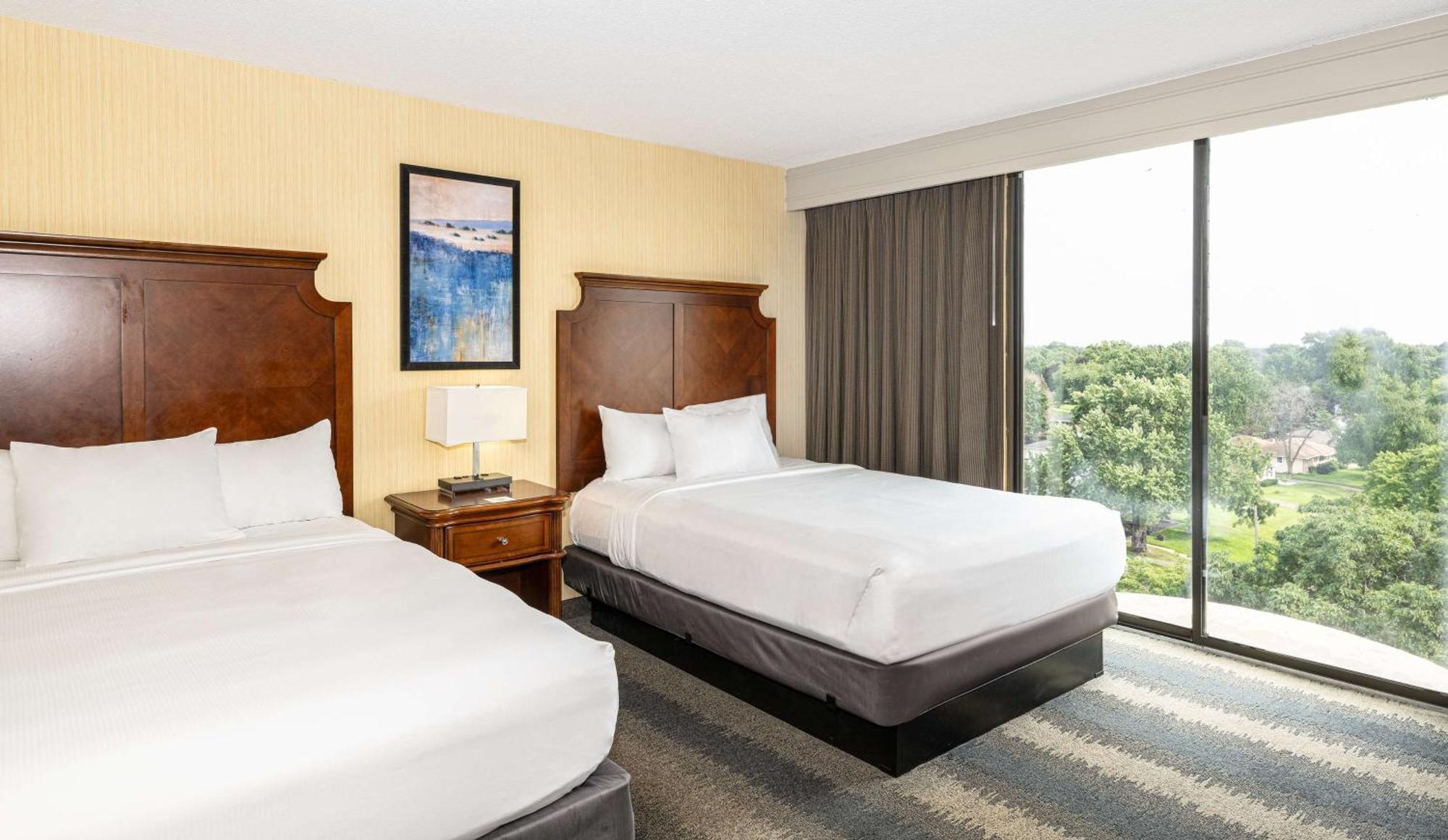 Embassy Suites By Hilton Bloomington/Minneapolis Extérieur photo