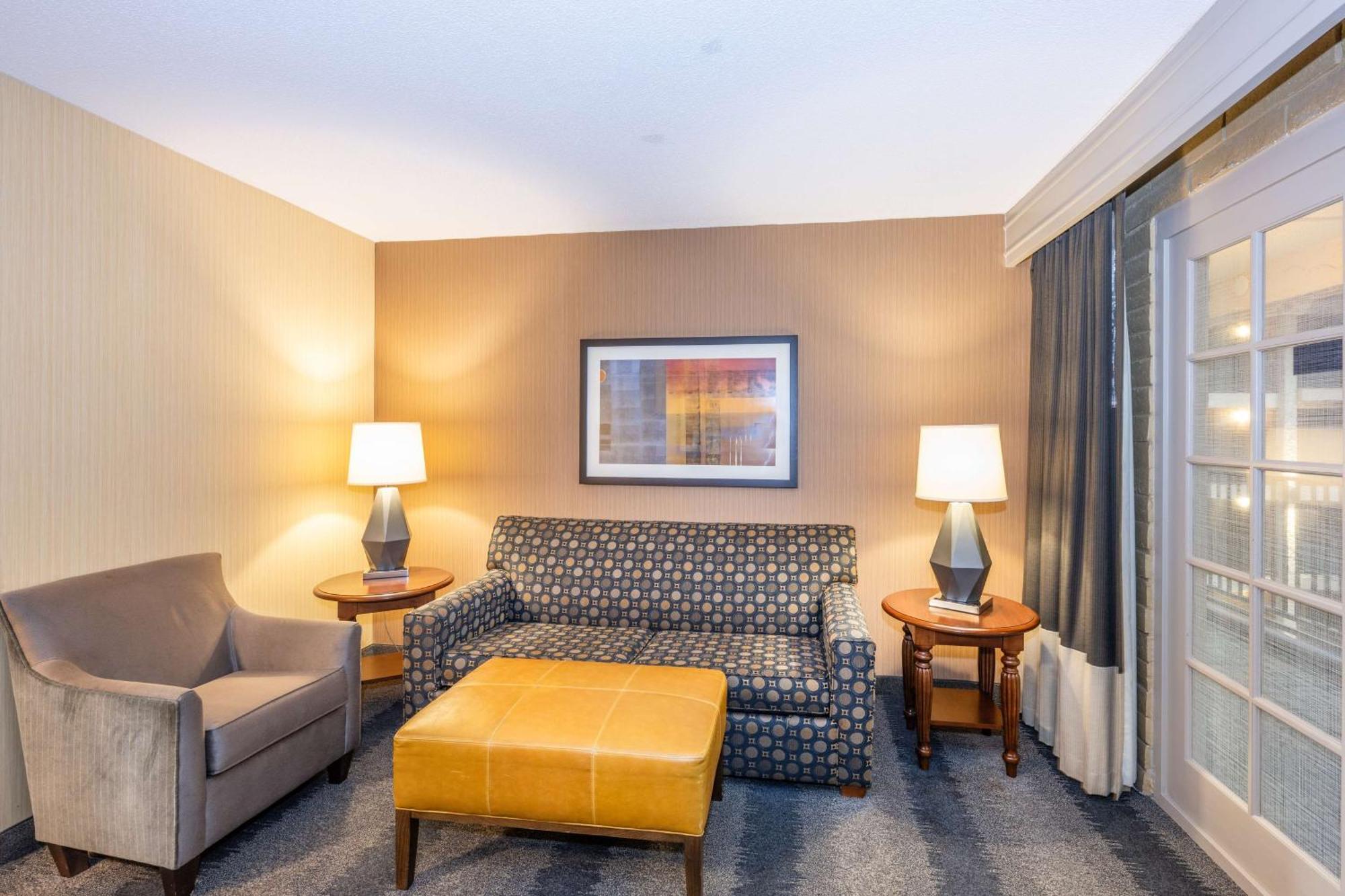 Embassy Suites By Hilton Bloomington/Minneapolis Extérieur photo