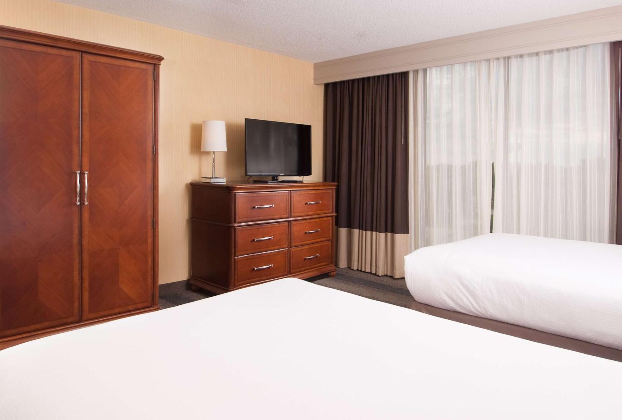Embassy Suites By Hilton Bloomington/Minneapolis Extérieur photo