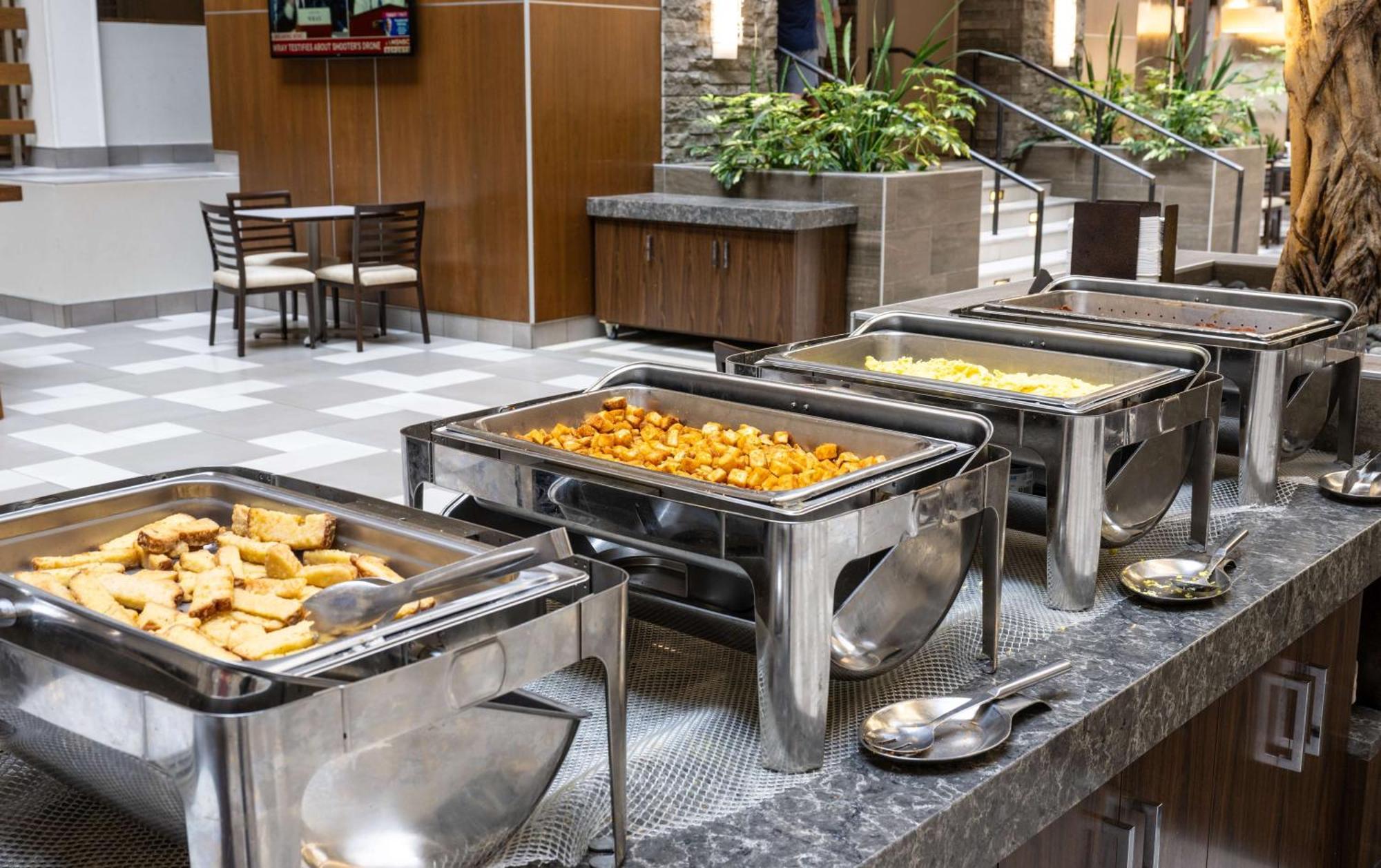Embassy Suites By Hilton Bloomington/Minneapolis Extérieur photo