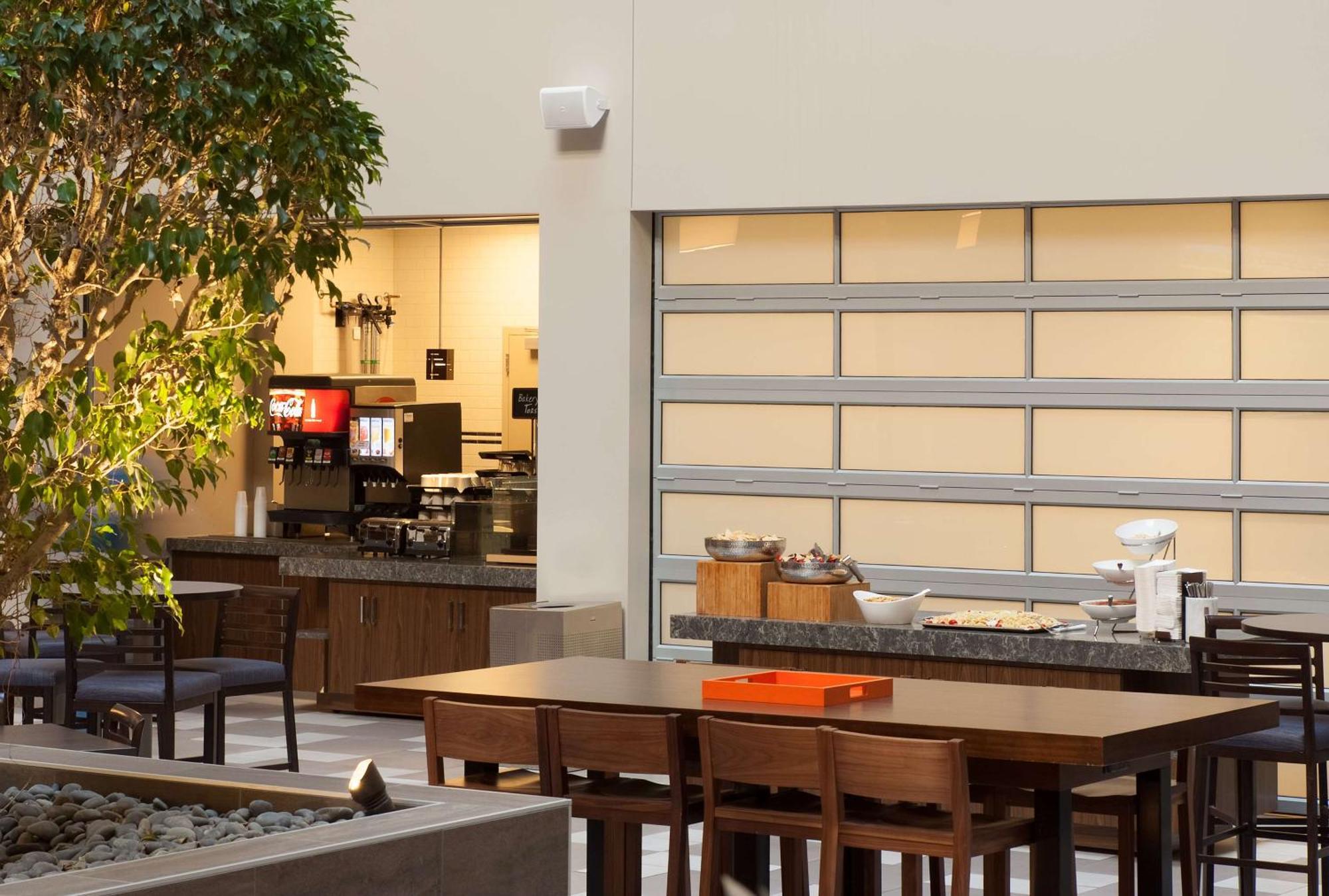 Embassy Suites By Hilton Bloomington/Minneapolis Extérieur photo